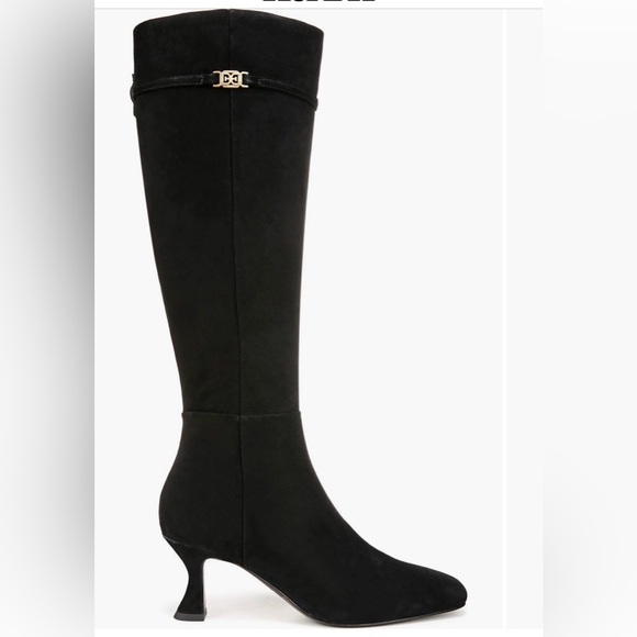 Sam Edelman
Lyla Knee
High Boot

Color: Black Suede

Width: M
Size: Wide Calf - Picture 3 of 8